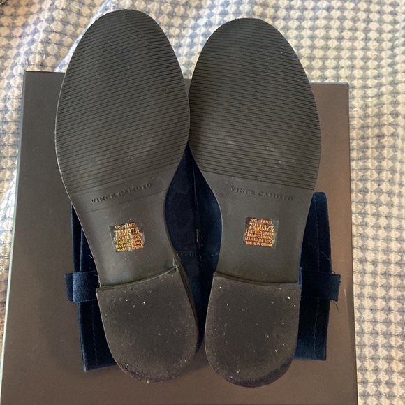 Vince Comuto blue suede ankle boots low heel - Picture 5 of 7